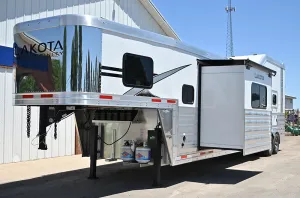 2025 Lakota Infinity 3 Horse 15' Living Quarter Horse Trailer, Slide, Gas Generator