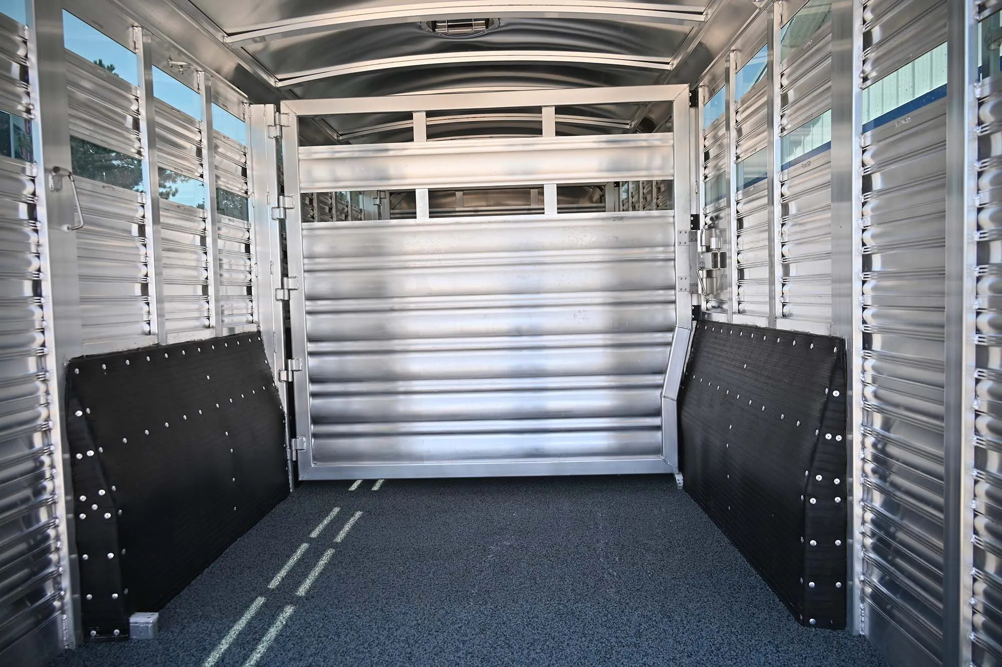 2025 Platinum 24' C Sport Stock Combo Horse Trailer