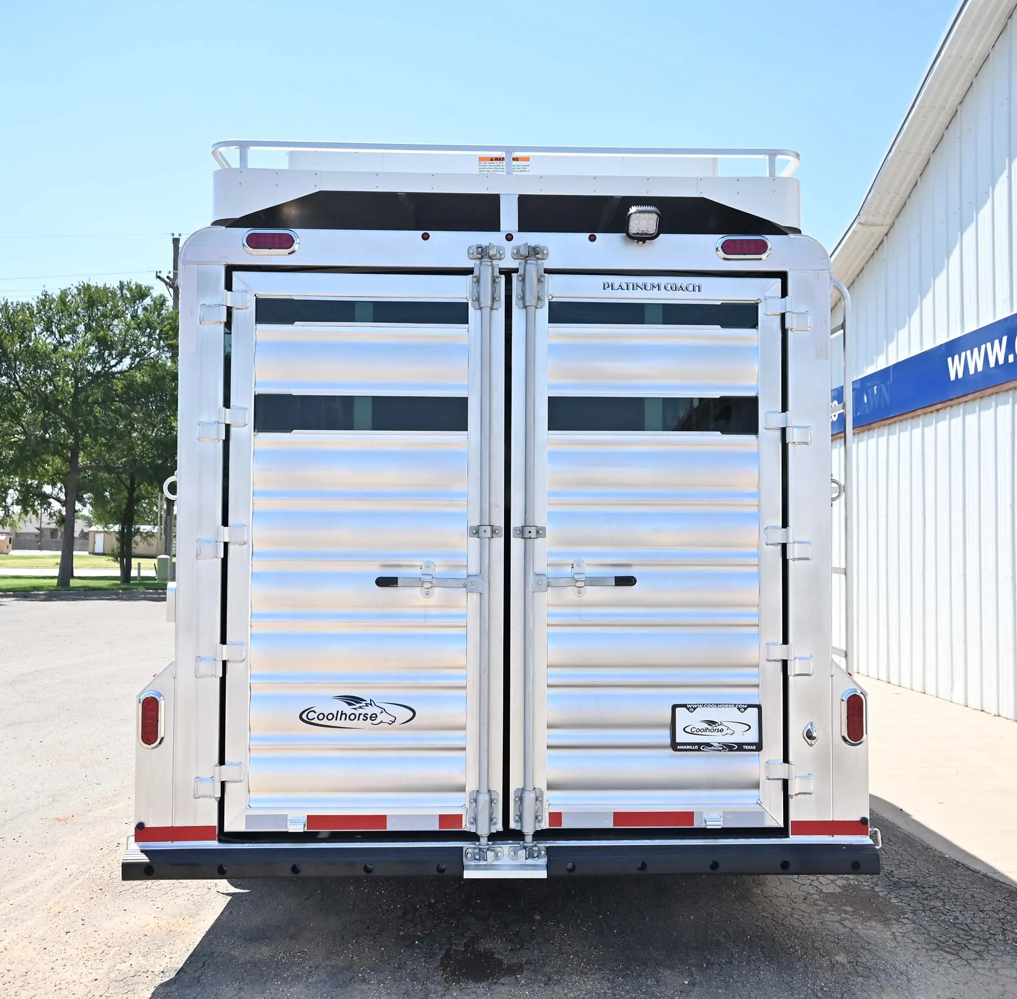 2025 Platinum Coach 22' C Sport Horse Trailer