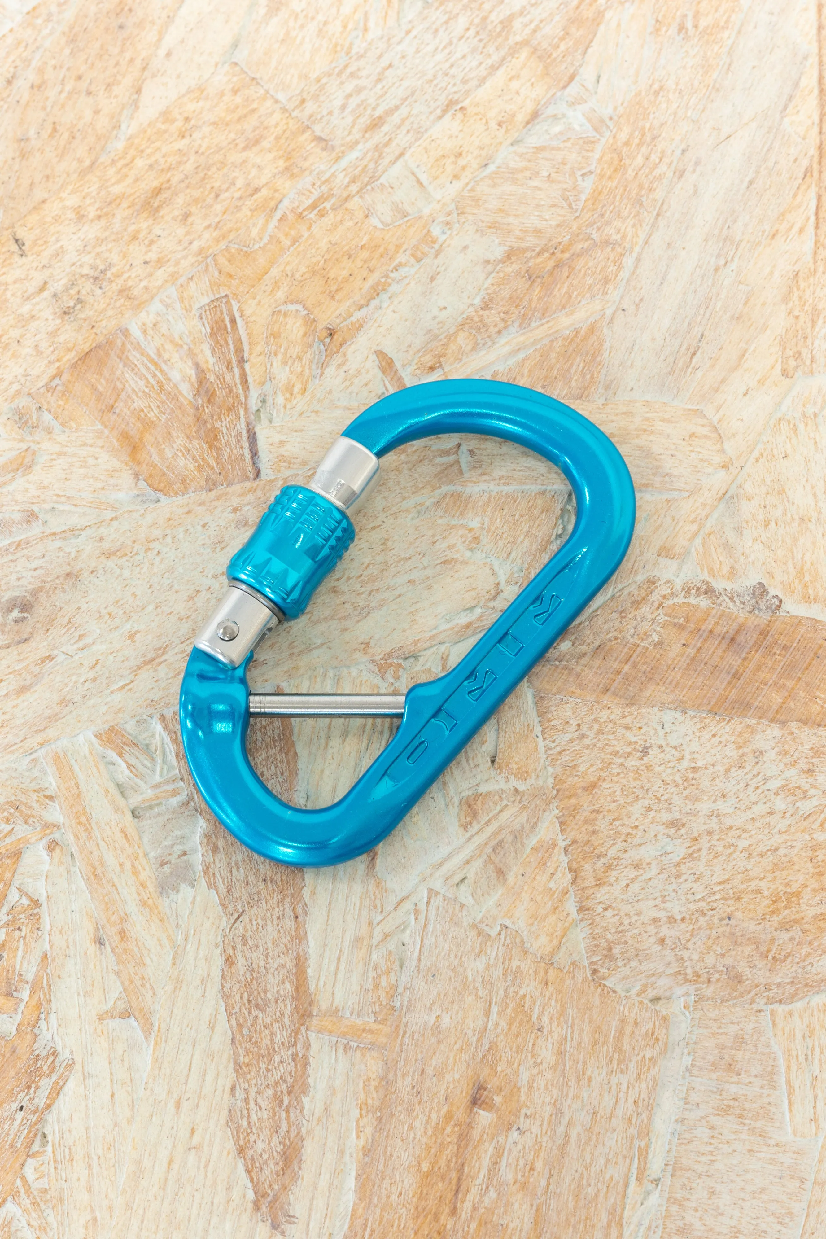 DMM - XSRE Lock Captive Bar Mini Carabiner