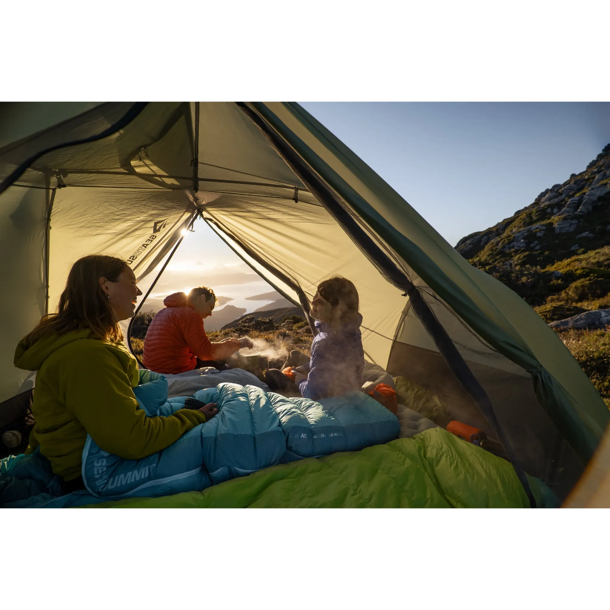 Telos TR3 - Three Person Freestanding Tent - Sea to Summit