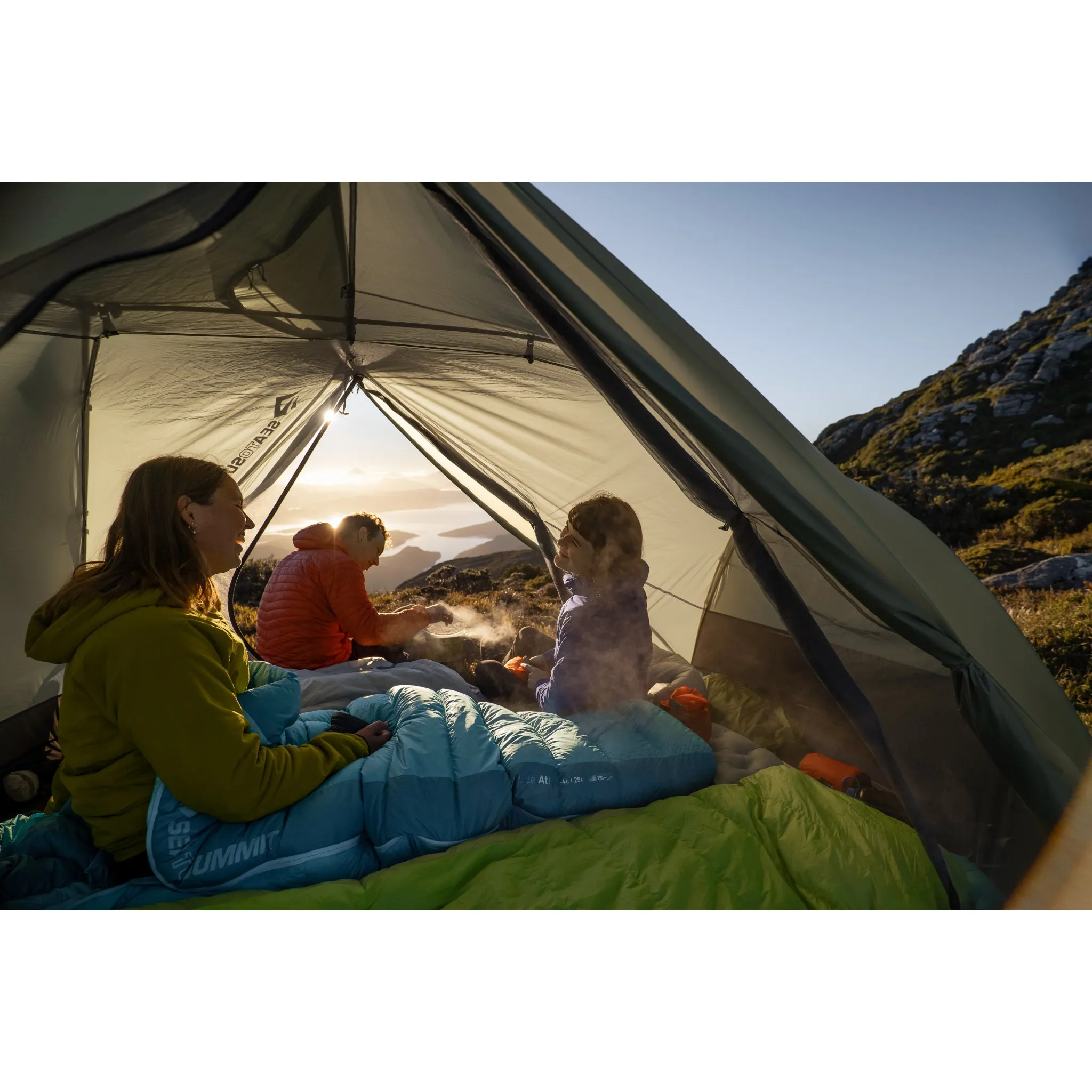 Telos TR3 - Three Person Freestanding Tent - Sea to Summit